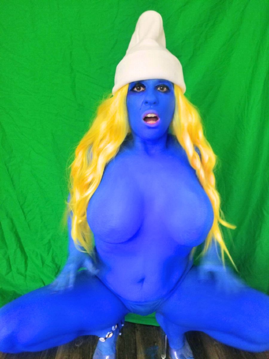 Sexy Smurfette Bodypaint Cosplay | Daisy Chain Cosplay