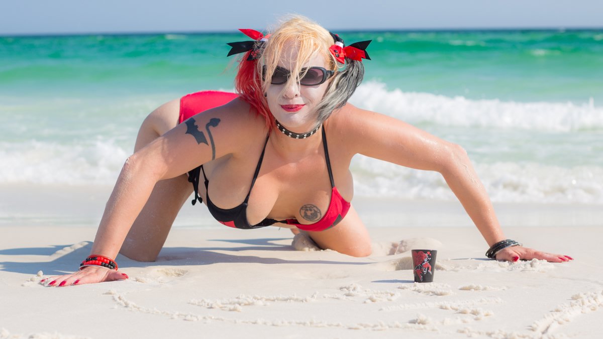 Harley Quinn Bikini Cosplay - Daisy Chain Cosplay