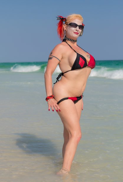 Hot Harley Quinn Bikini Cosplay by Daisy Chain Cosplay #11