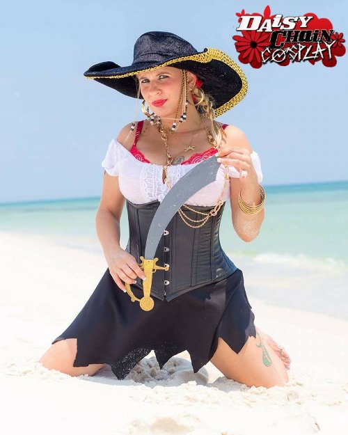 Naughty Pirate Vixen by Daisy Chain Cosplay #6
