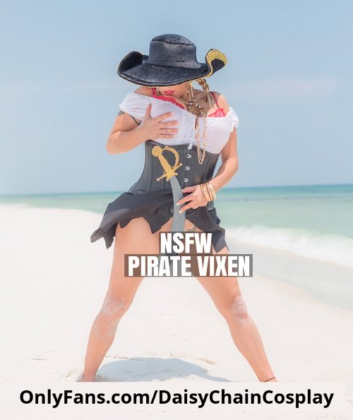 Naughty Pirate Vixen by Daisy Chain Cosplay #5