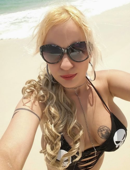 Sexy Punisher Bikini Selfie #1 - Daisy Chain Cosplay